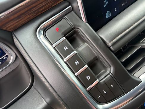 Certified 2024 Chevrolet Suburban High Country w/ Max Trailering Package AWD/4WD image 26