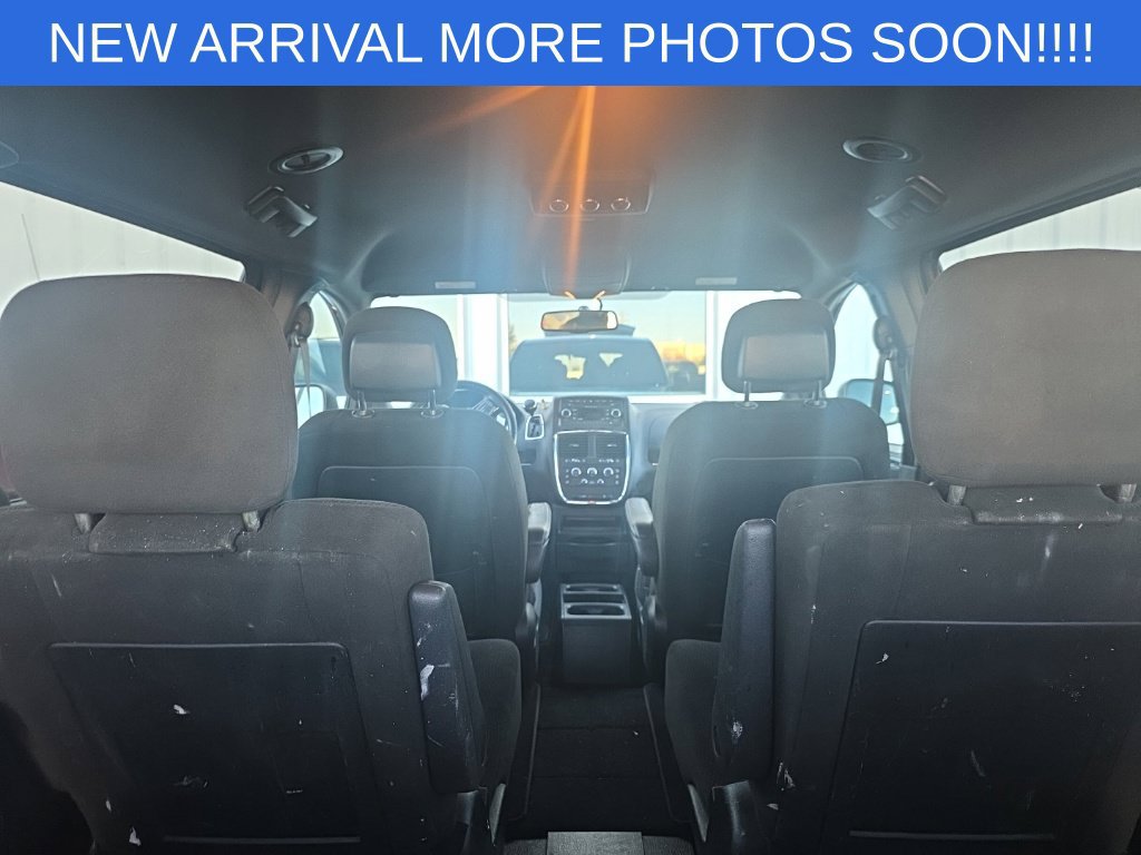 Used 2017 Dodge Grand Caravan SE FWD image 17