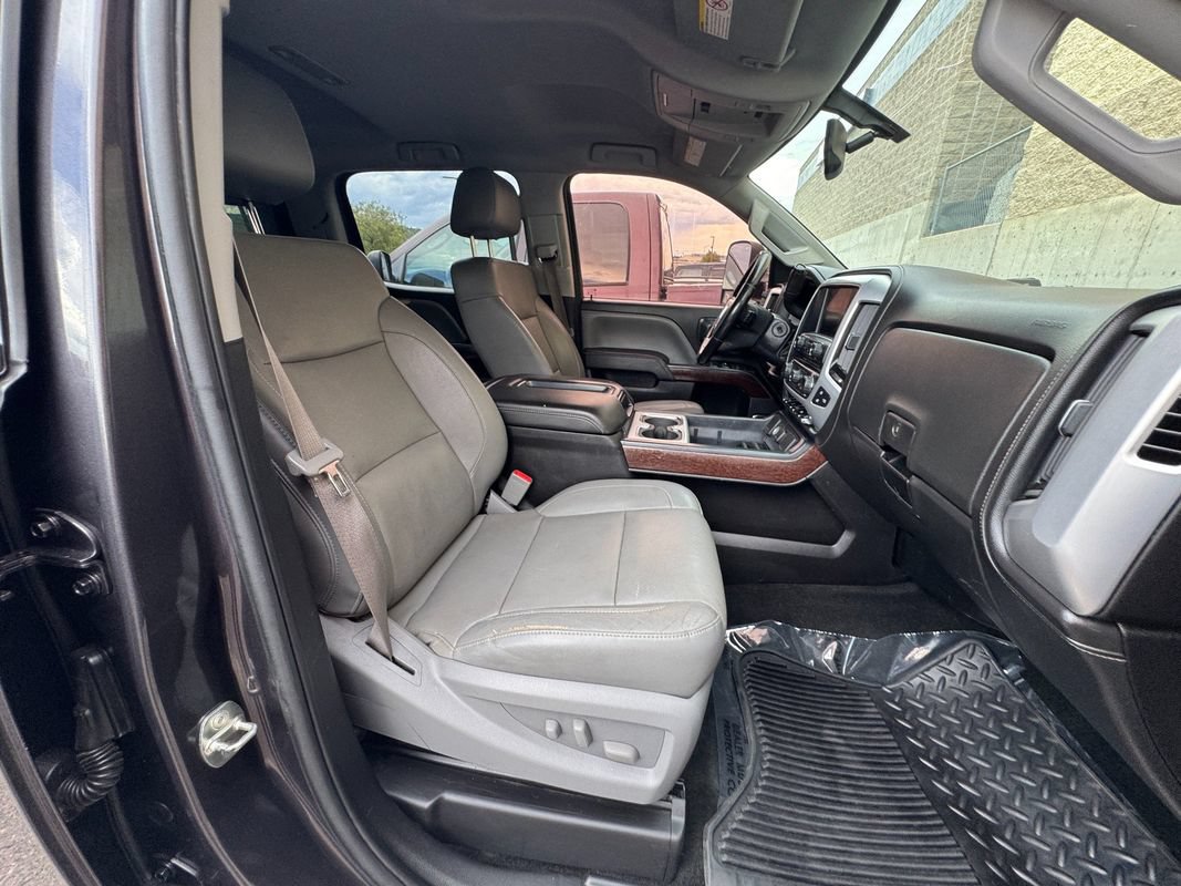 Used 2015 GMC Sierra 2500 SLT w/ Duramax Plus Package AWD/4WD image 13