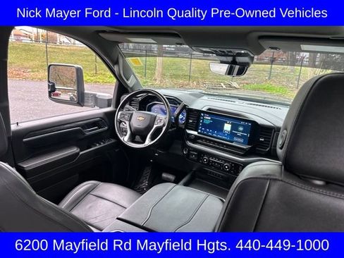 Used 2024 Chevrolet Silverado 3500 LTZ w/ LTZ Convenience Package image 36