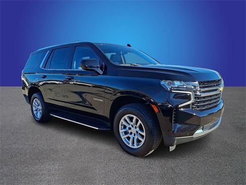 Used 2022 Chevrolet Tahoe LT image 2
