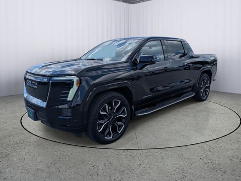 Certified 2025 GMC Sierra EV Denali AWD/4WD image 6