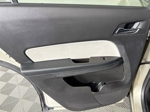 Used 2016 Chevrolet Equinox LT FWD image 42