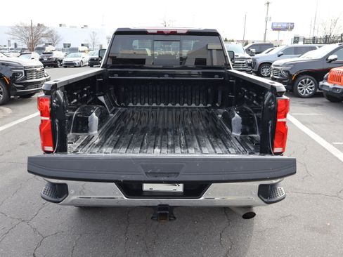 Certified 2024 Chevrolet Silverado 2500 LTZ w/ LTZ Premium Package image 13