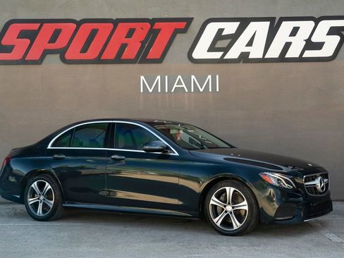Used 2017 Mercedes-Benz E 300 image 2