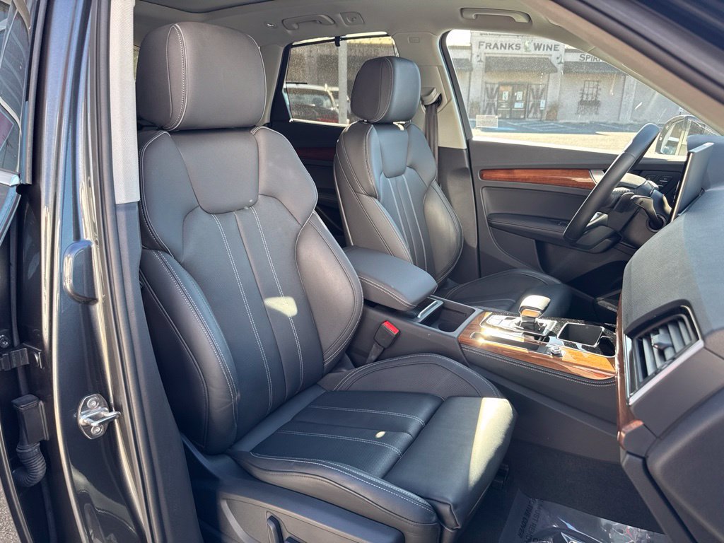 Used 2022 Audi Q5 2.0T Prestige w/ Prestige Package AWD/4WD image 33