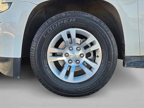 Used 2018 Chevrolet Tahoe LT image 26