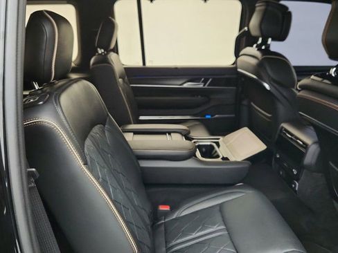 Used 2023 Jeep Grand Wagoneer Series III w/ Quick Order Packagew 28T image 26