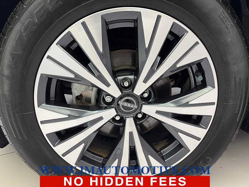 Used 2023 Nissan Rogue SV AWD/4WD image 9