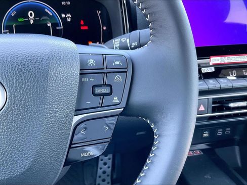 Certified 2026 Toyota Camry Hybrid w/ Multimedia Upgrade Package FWD image 24