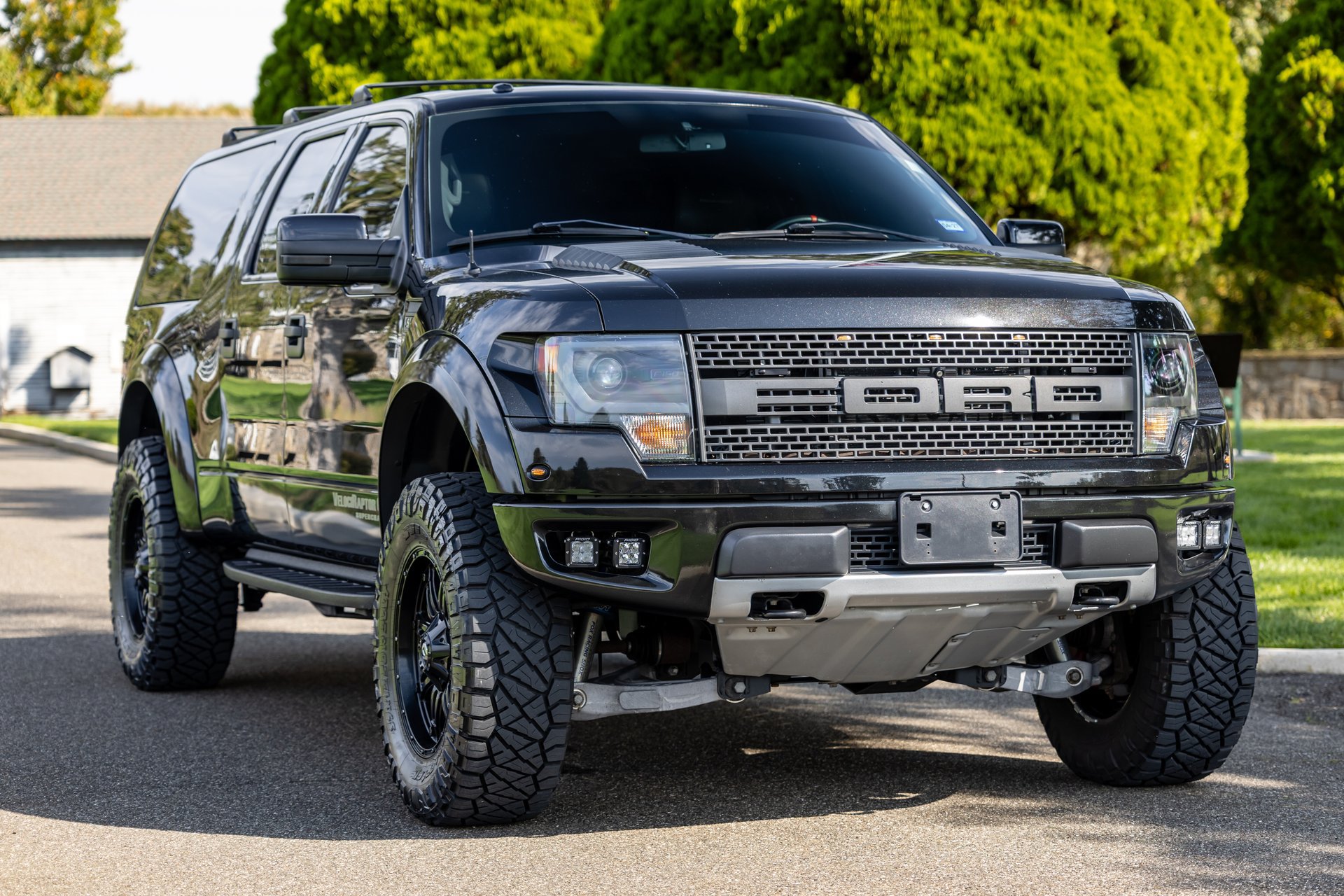 Used 2013 Ford F150 Raptor w/ Luxury Equipment Group AWD/4WD image 23