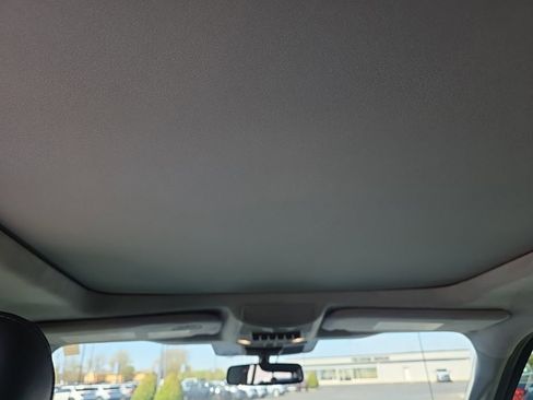 Used 2022 Ford F250 Limited w/ FX4 Off-Road Package image 11