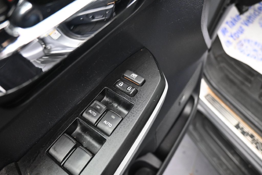 Used 2014 Toyota Tundra Platinum AWD/4WD image 28