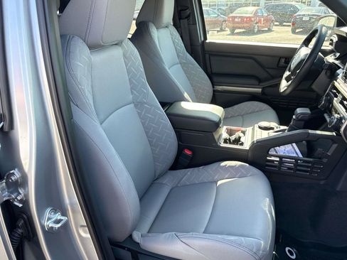 New 2026 Toyota Tacoma SR5 AWD/4WD image 14