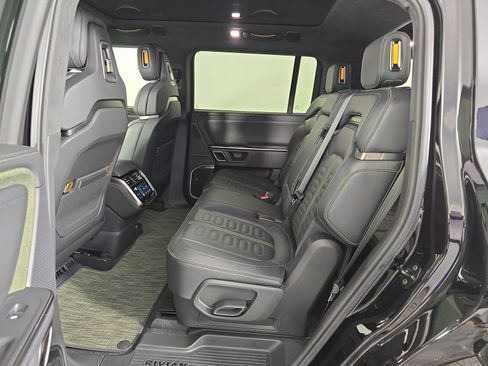 Used 2024 Rivian R1S Adventure AWD/4WD image 21