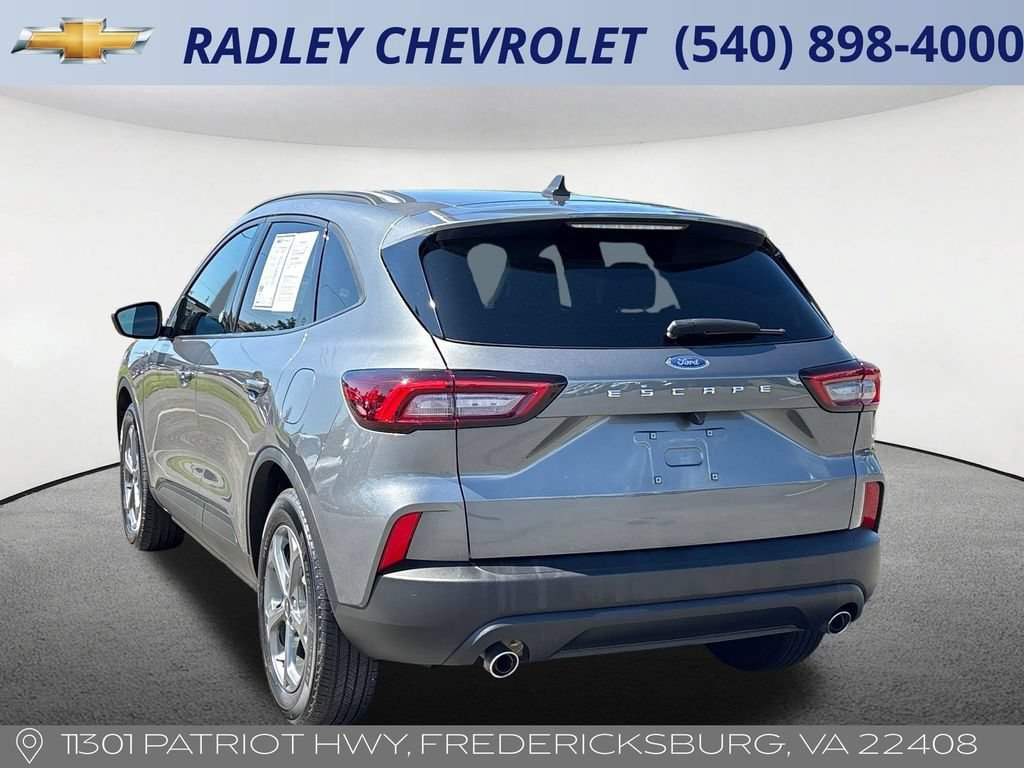 Used 2025 Ford Escape ST-Line FWD image 16