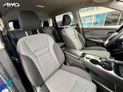 Used 2021 Nissan Rogue S AWD/4WD image 18