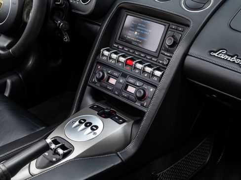 Used 2011 Lamborghini Gallardo LP 560-4 AWD/4WD image 34