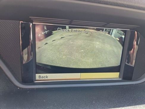 Used 2011 Mercedes-Benz E 550 Sedan image 12