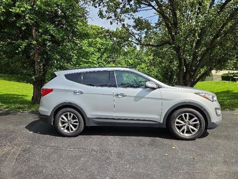 Used 2014 Hyundai Santa Fe Sport 2.0T FWD image 2