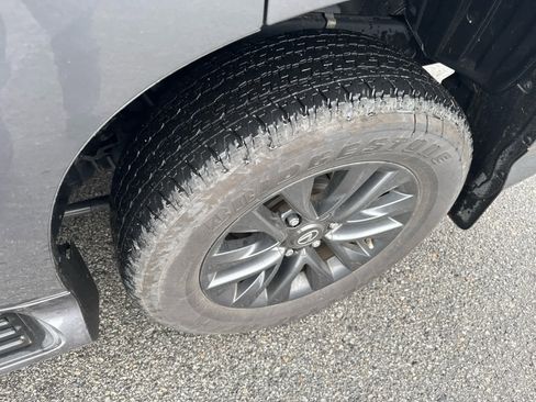 Used 2023 Lexus GX 460 Premium image 11