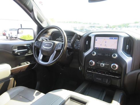 Used 2019 GMC Sierra 1500 SLT w/ SLT Premium Package AWD/4WD image 28