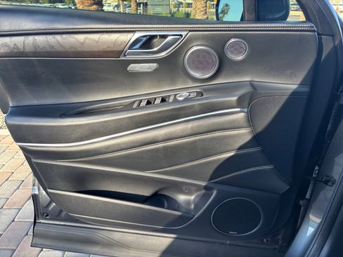 Used 2022 Genesis GV80 2.5T w/ Prestige Package 05 image 13