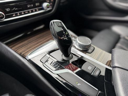 Used 2018 BMW 530i xDrive image 27