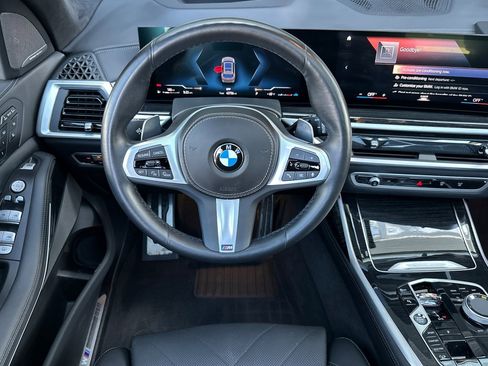Used 2023 BMW X7 xDrive40i w/ Executive Package AWD/4WD image 13