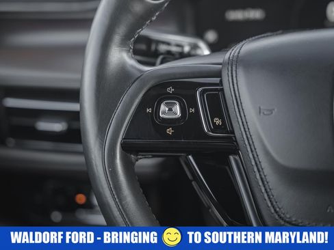 Used 2022 Lincoln Aviator Reserve w/ Equipment Group 201A image 32