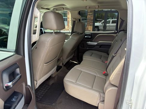 Used 2018 Chevrolet Silverado 1500 LTZ Z71 AWD/4WD image 5