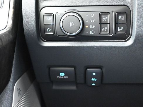 New 2026 Ford F250 Lariat w/ Lariat Ultimate Package image 29