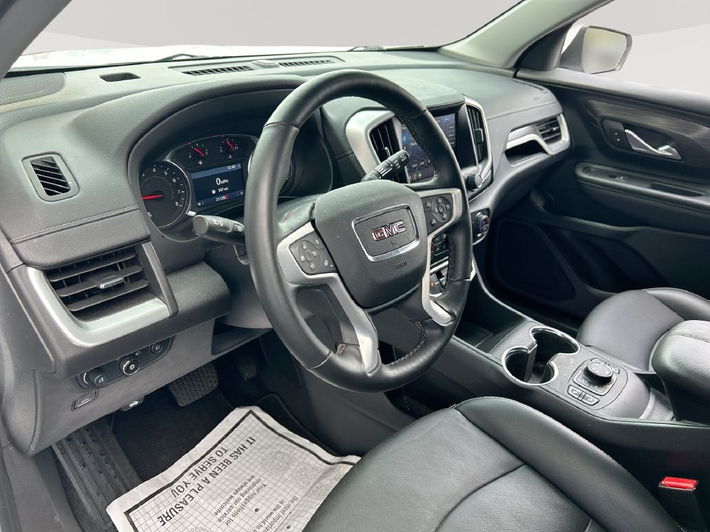 Used 2024 GMC Terrain SLT AWD/4WD image 14