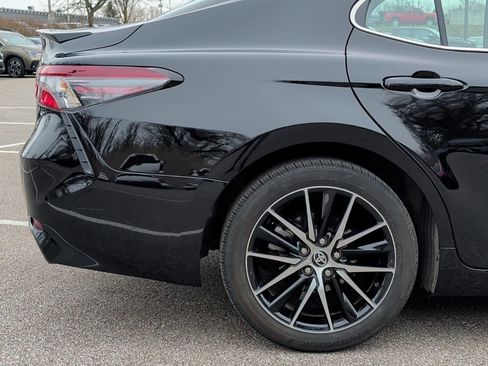 Used 2023 Toyota Camry SE w/ Convenience Package image 10