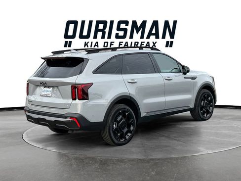 Certified 2025 Kia Sorento SX Prestige w/ Sage Leather Package image 6