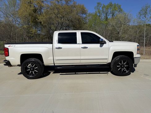 Used 2015 Chevrolet Silverado 1500 LTZ Z71 w/ Driver Alert Package image 6