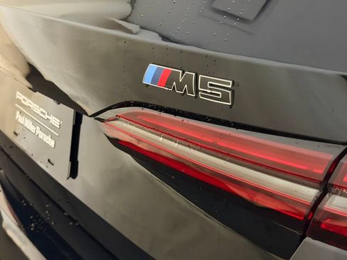 Used 2026 BMW M5 Touring AWD/4WD image 26