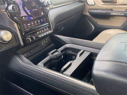 Used 2019 RAM 1500 Limited image 27