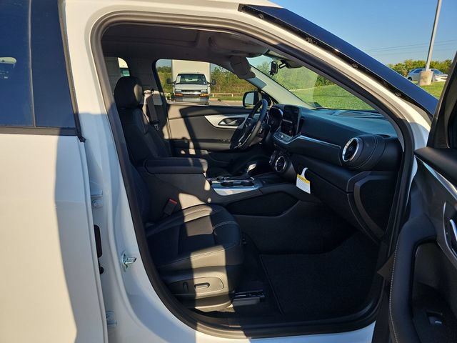 New 2026 Chevrolet Blazer LT w/ Sound & Technology Package FWD image 29