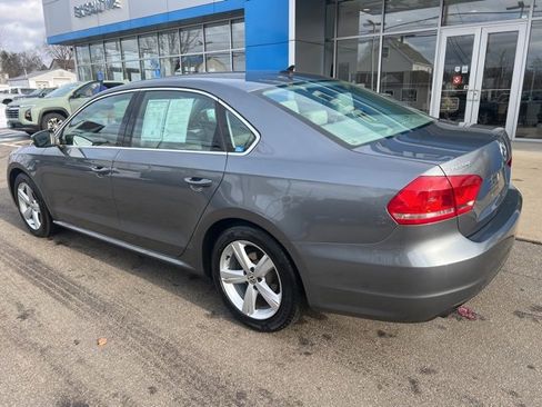 Used 2015 Volkswagen Passat 1.8T Limited Edition image 4
