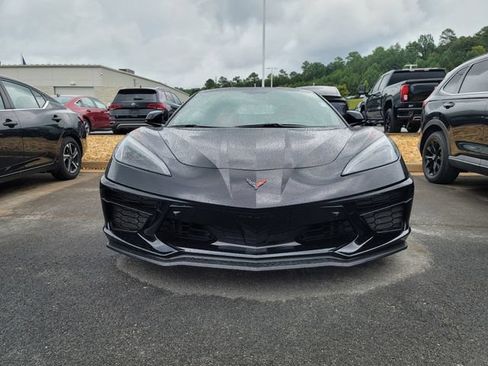 Used 2021 Chevrolet Corvette Stingray Preferred Cpe w/ Z51 Performance Package RWD image 2