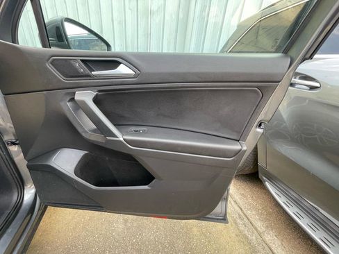 Used 2020 Volkswagen Tiguan S FWD image 17