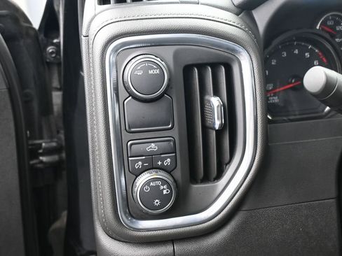 Used 2021 Chevrolet Silverado 1500 LT w/ Convenience Package II RWD image 16