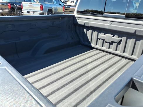 Used 2023 Chevrolet Colorado Z71 w/ Z71 Convenience Package 2 image 14