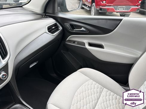 Used 2019 Chevrolet Equinox LS w/ LS Convenience Package FWD image 26