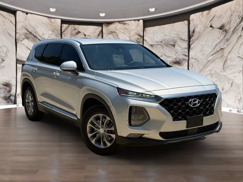 Used 2020 Hyundai Santa Fe SEL FWD image 9