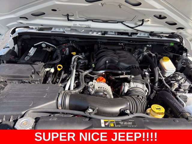 Used 2017 Jeep Wrangler Sport w/ Quick Order Package 24S AWD/4WD image 11