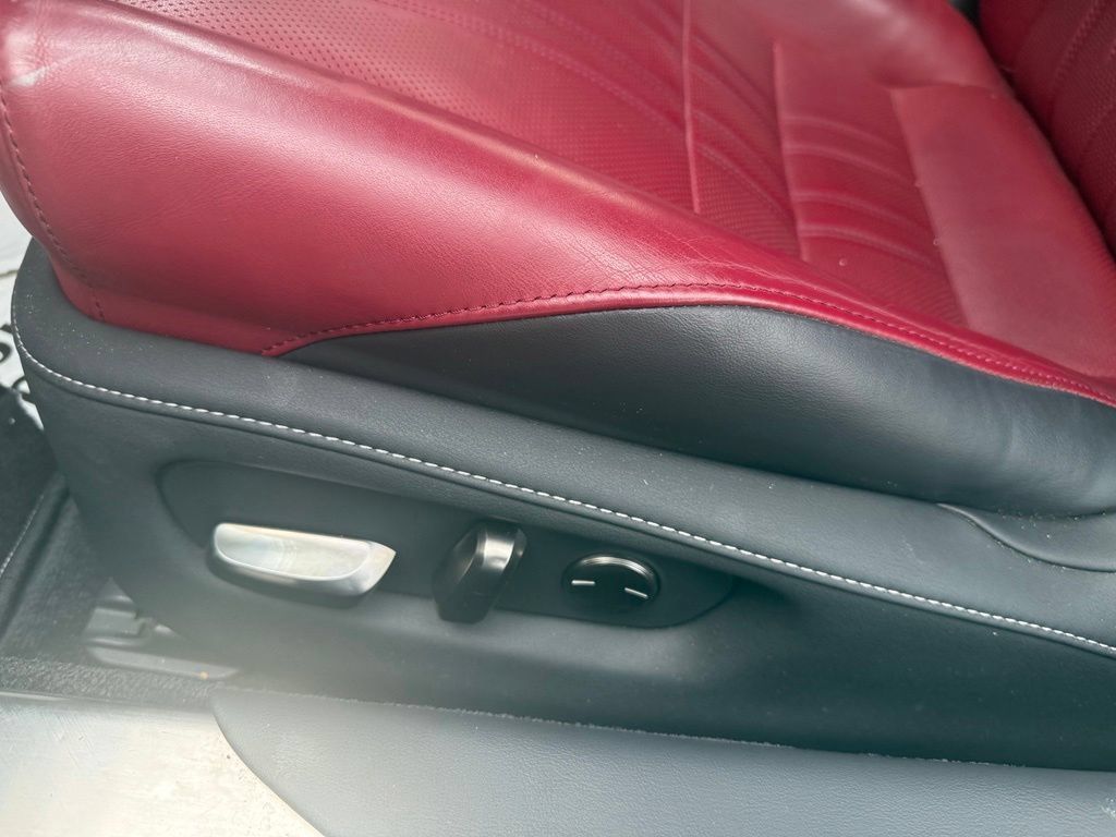 Used 2018 Lexus LC 500 Coupe w/ Touring Package RWD image 12