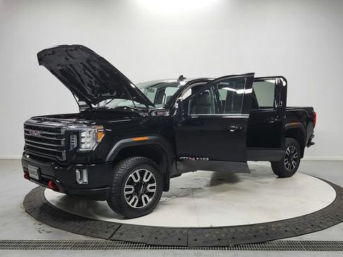 Used 2023 GMC Sierra 2500 AT4 AWD/4WD image 11