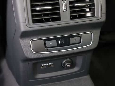 Used 2023 Audi Q5 2.0T Premium Plus w/ Premium Plus Package image 18